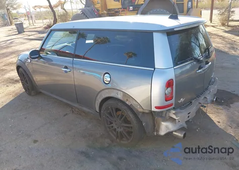 2008 Mini Cooper S Clubman z USA, uszkodzony, nr VIN WMWMM33518TP87059